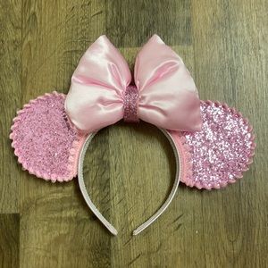 Pink Mini Mouse Ear headband